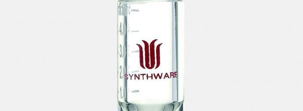Synthware graduated conical reaction vial with heavy wall